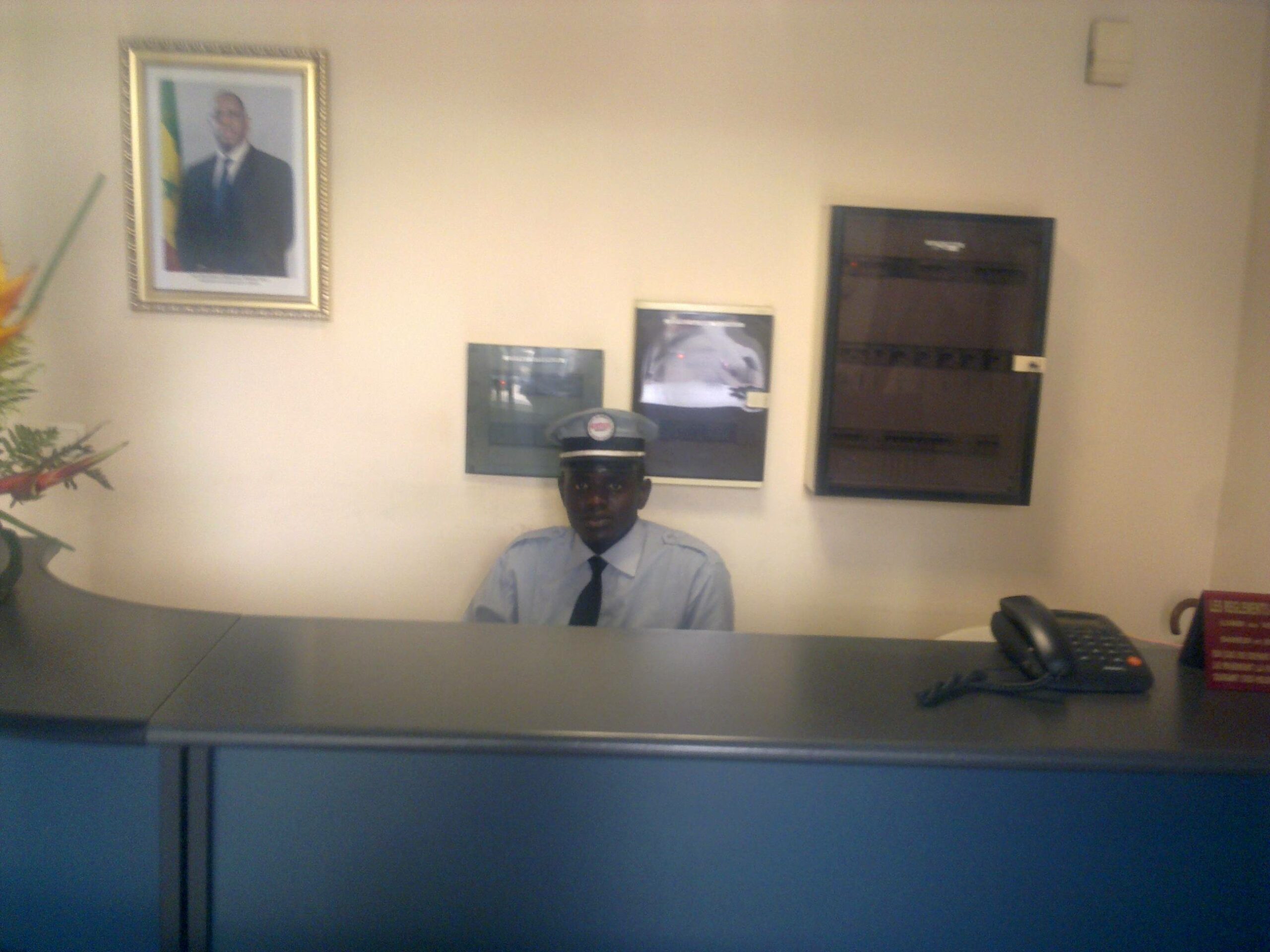 23112012202 — agent Sign Security